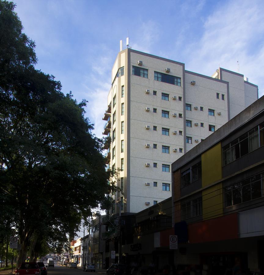 Serema Palace Hotel Лаврас Екстериор снимка