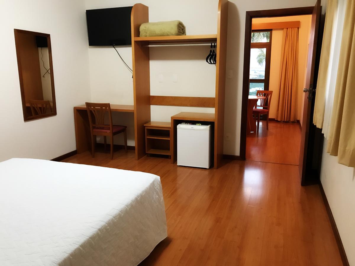 Serema Palace Hotel Лаврас Екстериор снимка